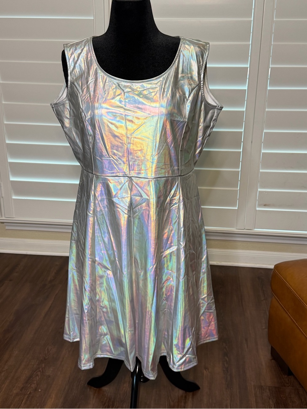Women’s alien costume with accessories.